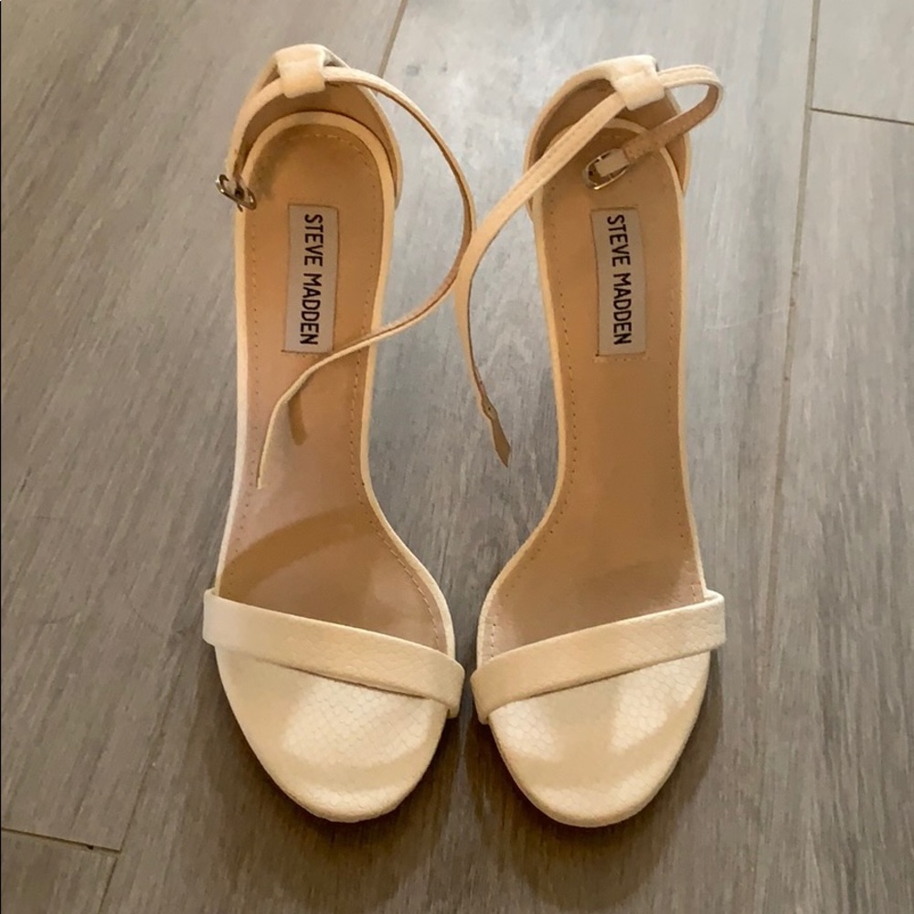 Steve Madden STECY White Strappy Sandal Heels
